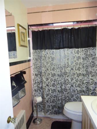 24 Beverly Road Worcester, MA 01605 - Photo 16 of 30 Gallery Image 16