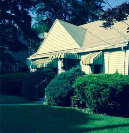 24 Beverly Road Worcester, MA 01605 - Photo 21 of 30 Gallery Image 21