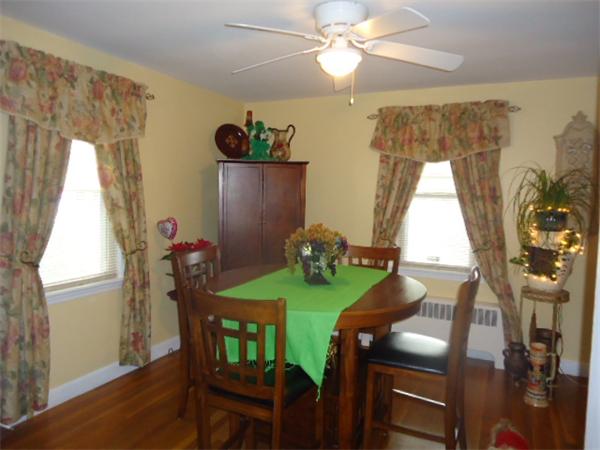 24 Beverly Road Worcester, MA 01605 - Photo 4 of 30 Gallery Image 4