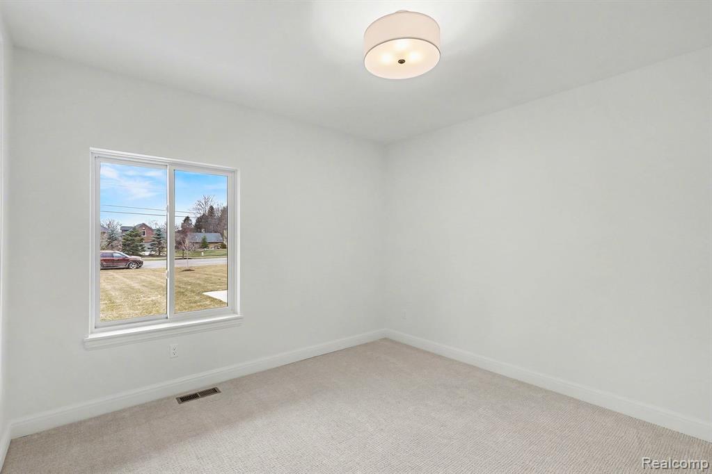 55420 Jewell Road Utica, MI 48315 - Photo 30 of 43 Gallery Image 30