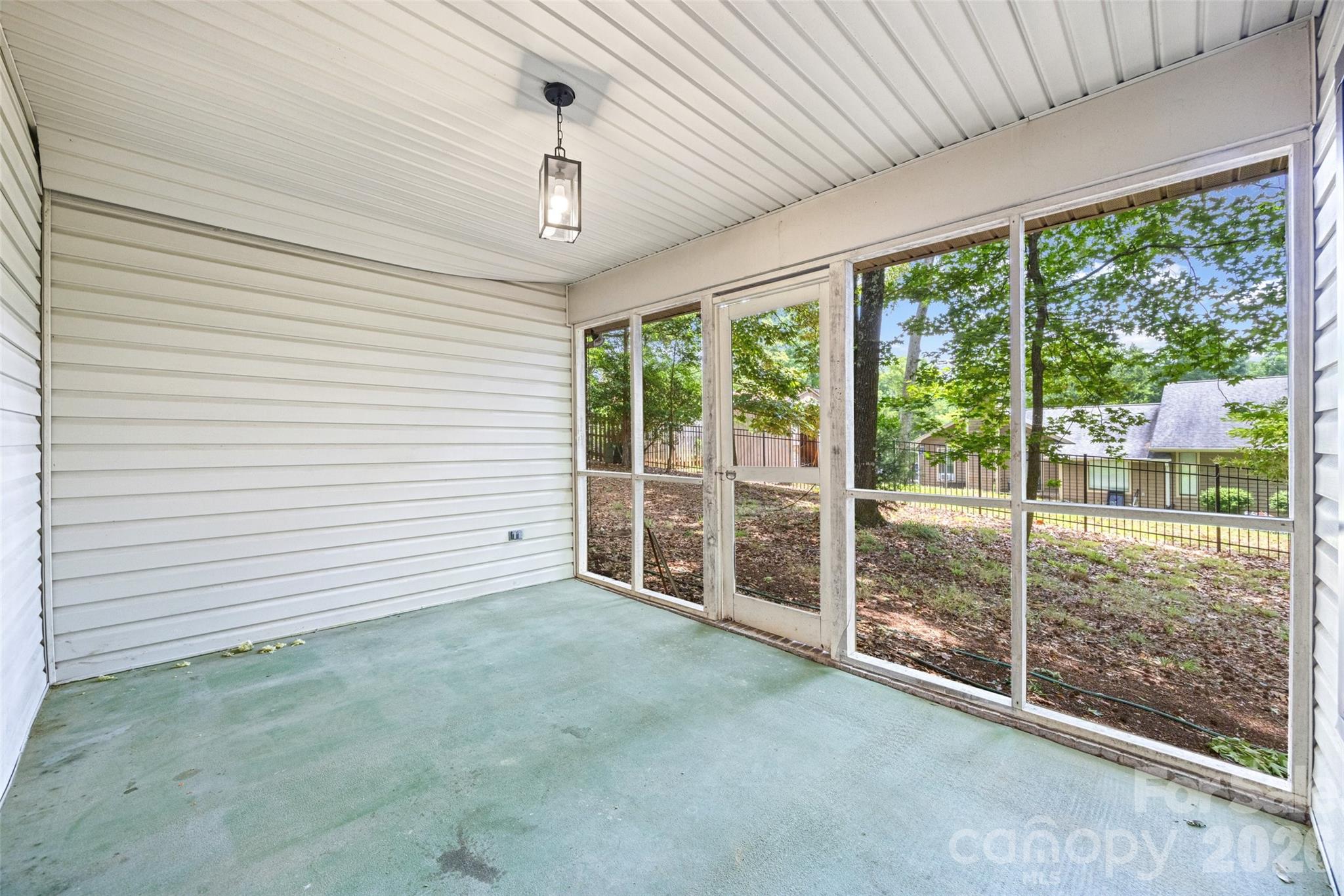 5053 Suwarrow Court Tega Cay, SC 29708 - Photo 23 of 32
