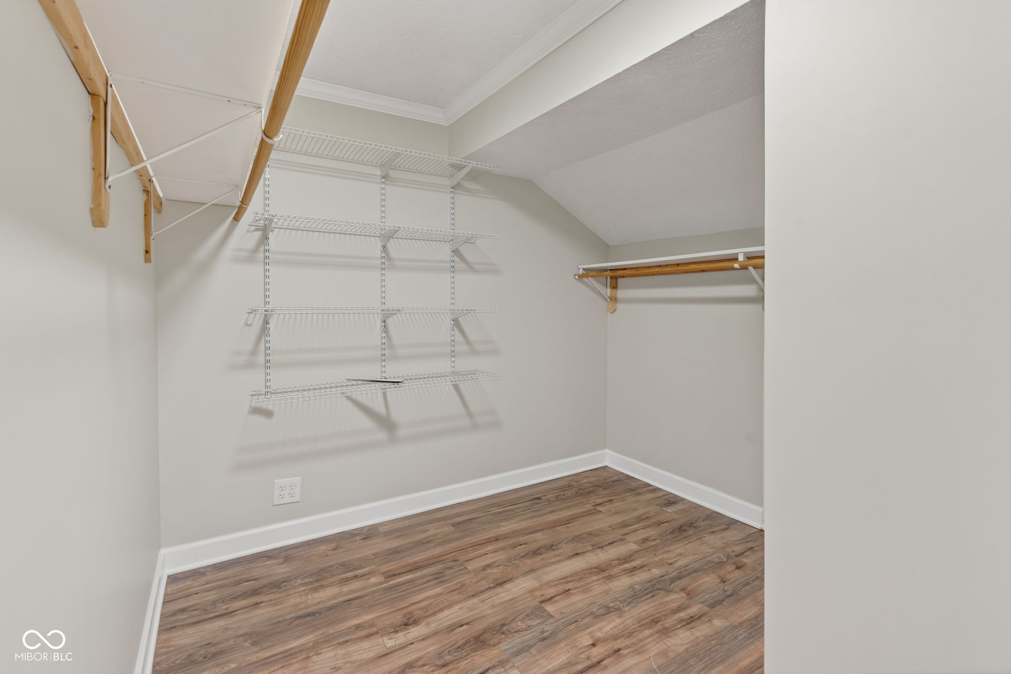 3143 Carson Avenue Indianapolis, IN 46227 - Photo 16 of 47