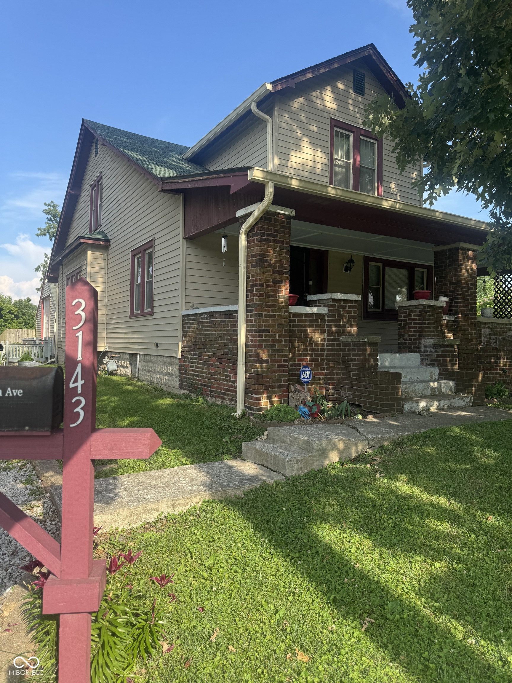 3143 Carson Avenue Indianapolis, IN 46227 - Photo 3 of 47