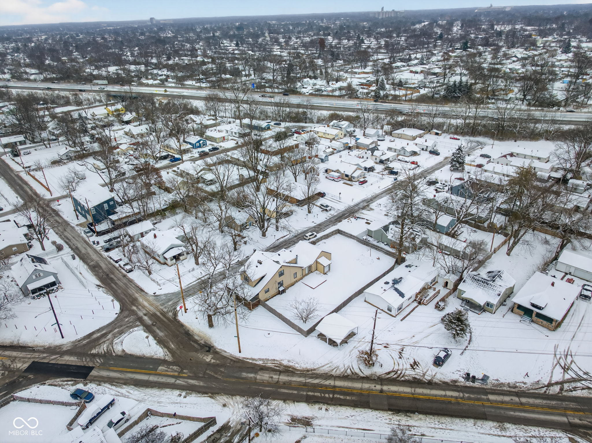 3143 Carson Avenue Indianapolis, IN 46227 - Photo 5 of 47