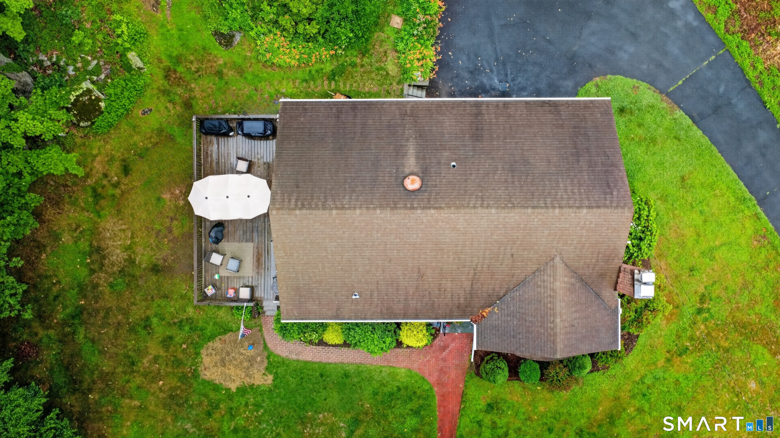 104 Bart Road Monroe, CT 06468 - Photo 3 of 40
