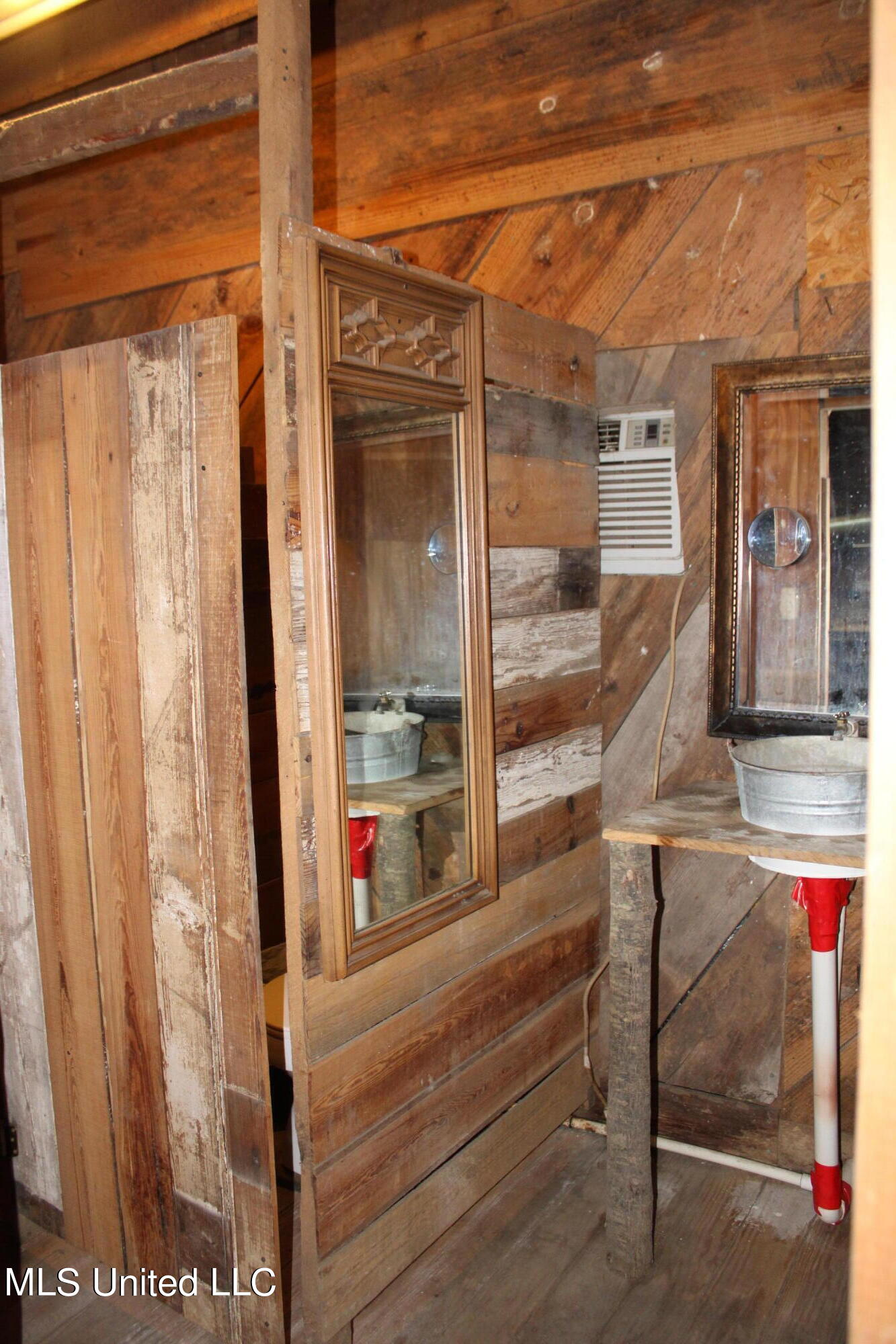 306 Walnut Road Carthage, MS 39051 - Photo 6 of 34 IMG_3618