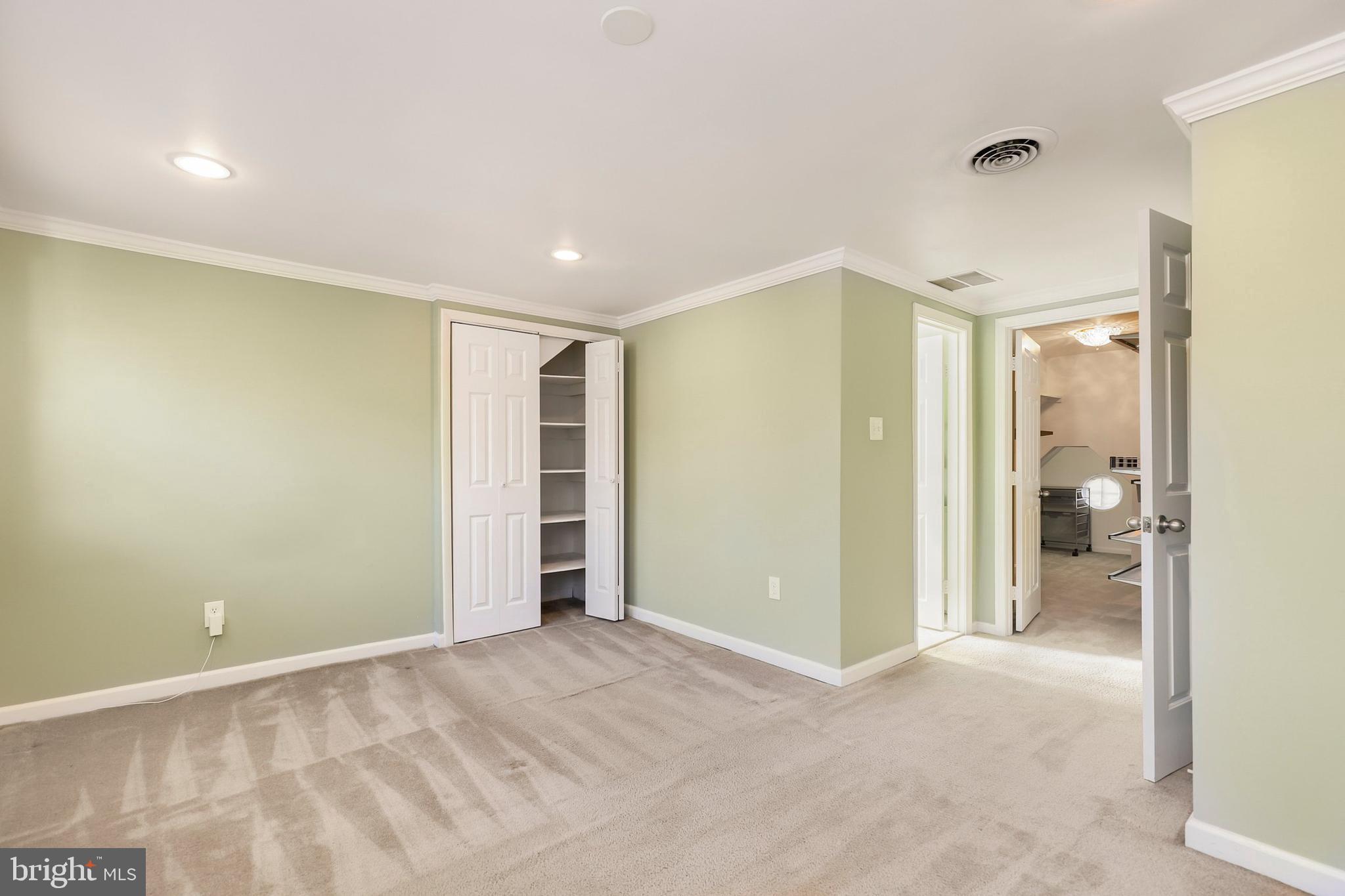 9515 Riley Road Silver Spring, MD 20910 - Photo 25 of 43 a view of empty room