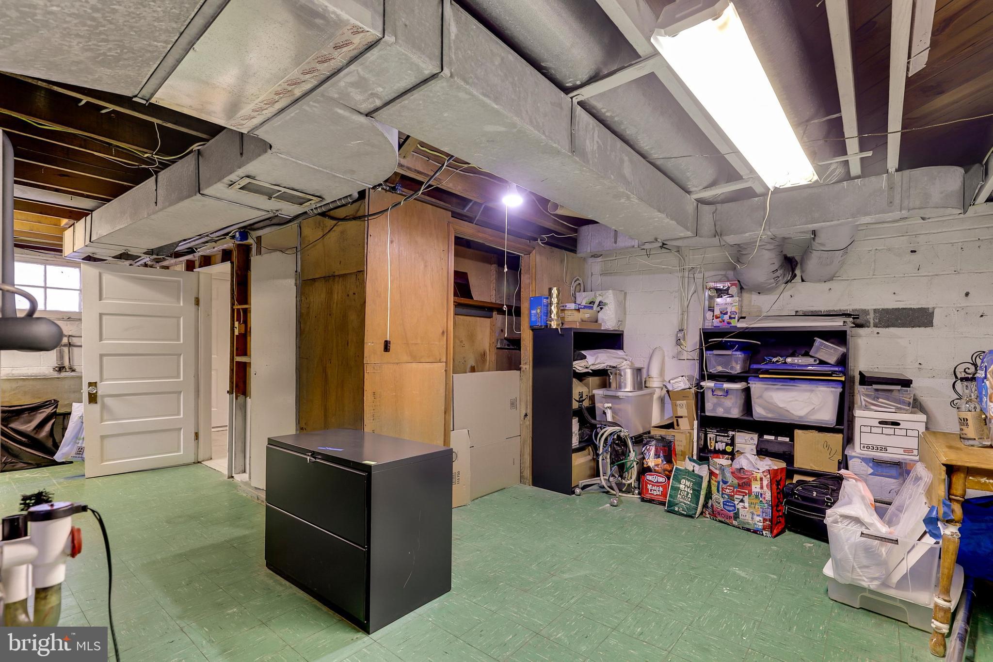 9515 Riley Road Silver Spring, MD 20910 - Photo 39 of 43 a view of a storage in a room