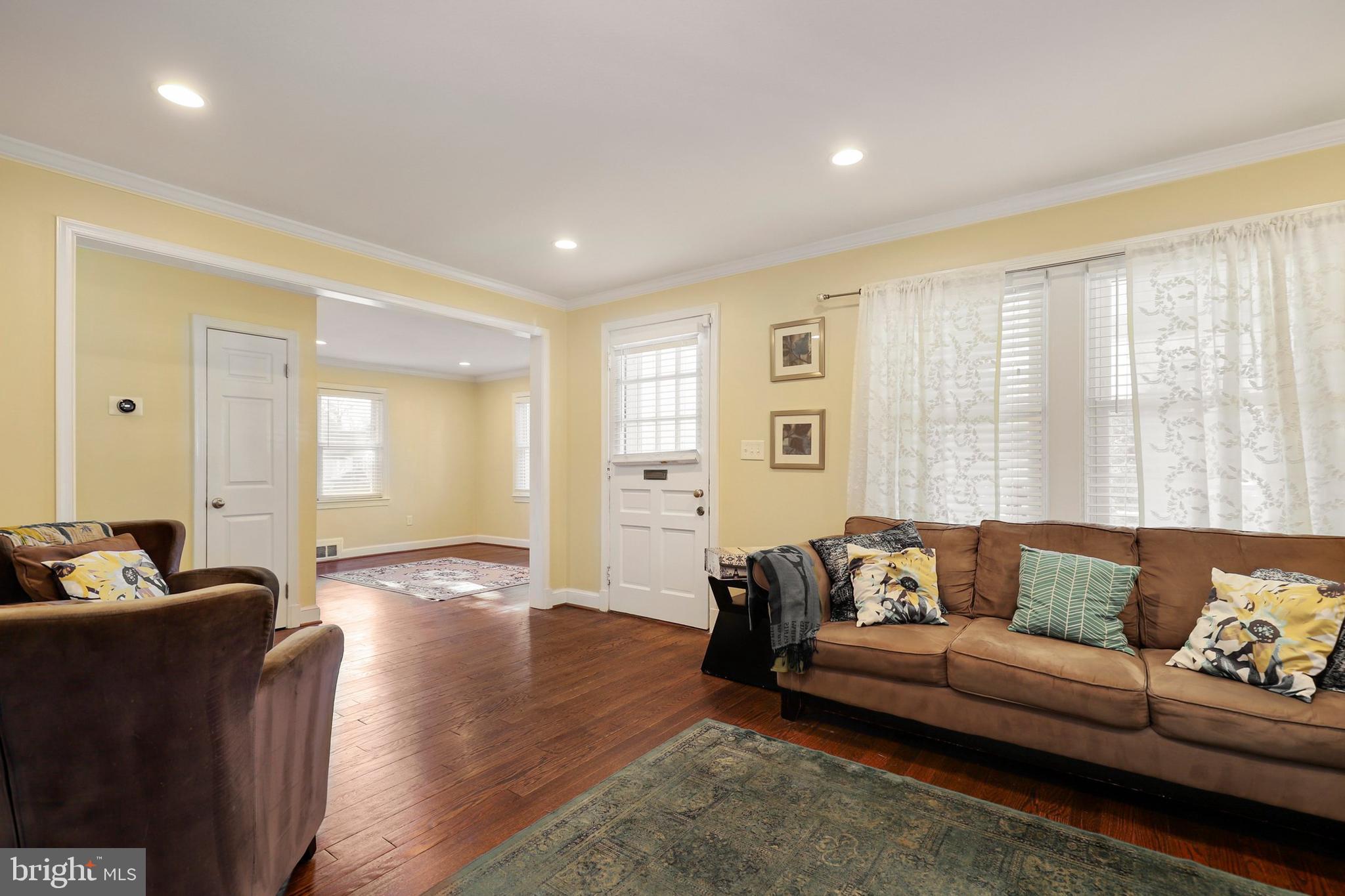 9515 Riley Road Silver Spring, MD 20910 - Photo 6 of 43 a living room with furniture and a couch