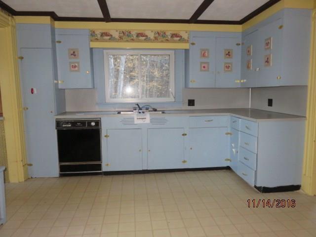 24 Roles Street Springvale, ME 04083 - Photo 4 of 13 Kitchen