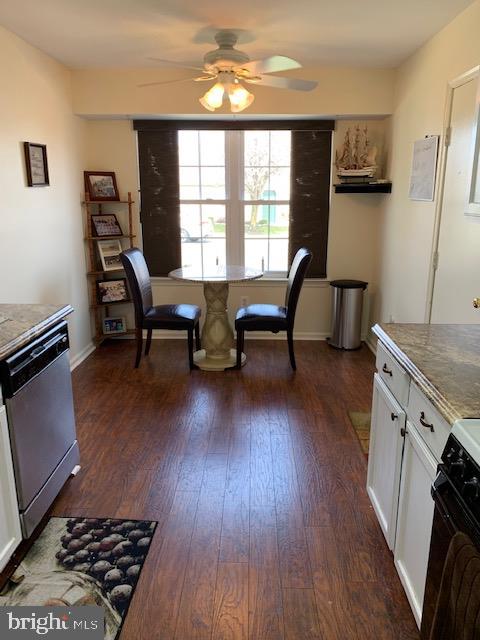 140 Alexander Road Edgewater Park, NJ 08010 - Photo 4 of 19