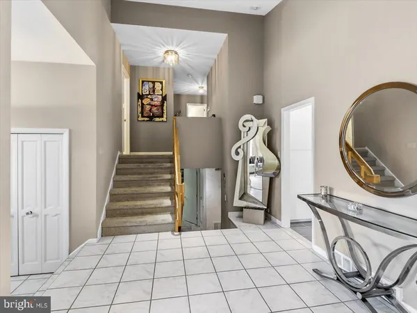 $775,000 | 14 Vassar Road, Broomall, PA 19008