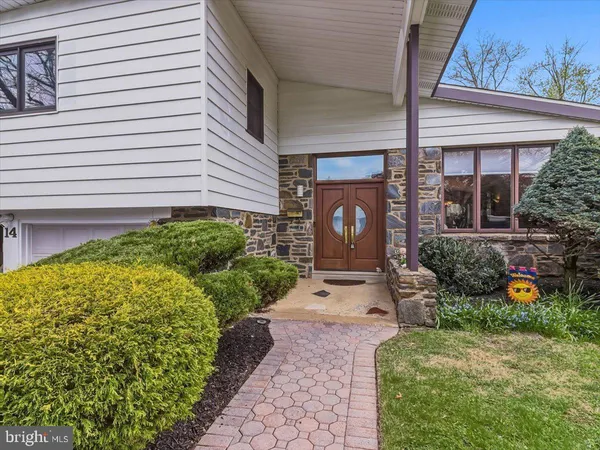 $775,000 | 14 Vassar Road, Broomall, PA 19008