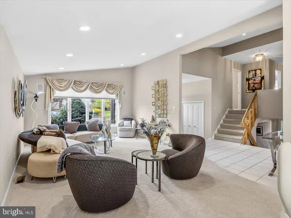 $775,000 | 14 Vassar Road, Broomall, PA 19008