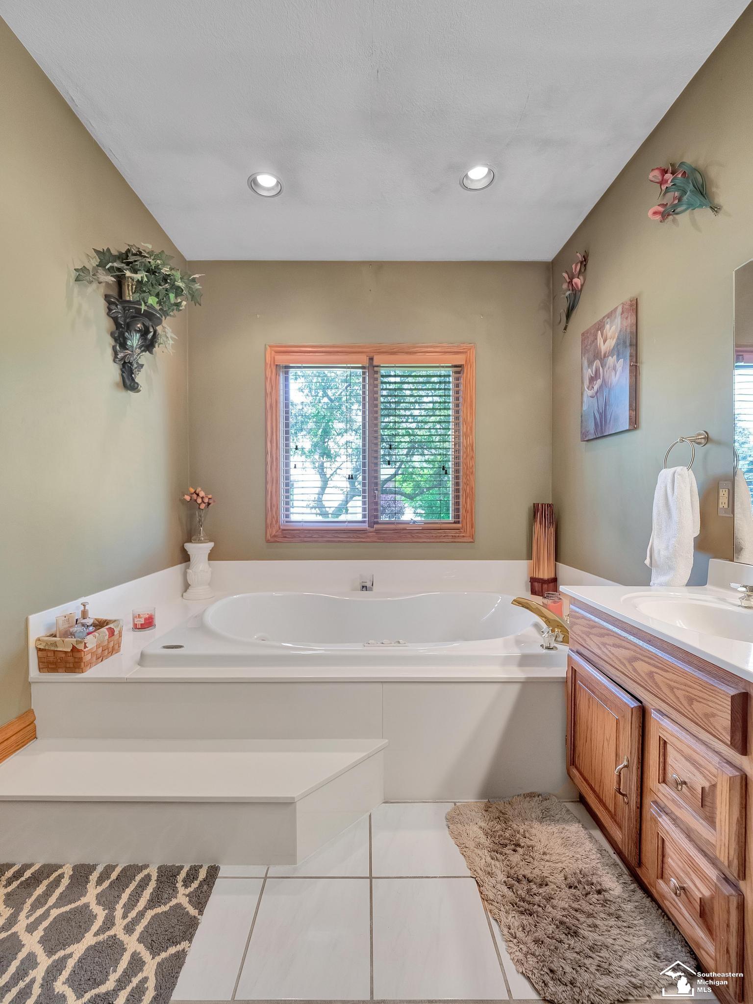 4119 Brest Road Newport, MI 48166 - Photo 31 of 76 50143307-74a2064f-817e-41a7-a98a-a1d4efb350db.JPG
