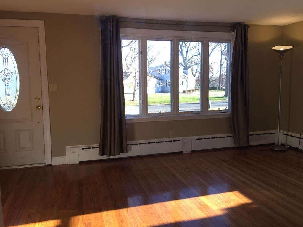 35 Ridgeview Road West Springfield, MA 01089 - Photo 12 of 30
