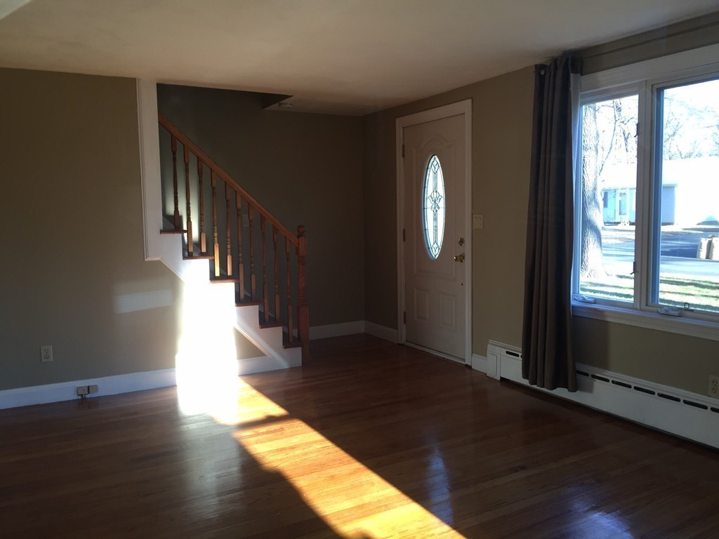 35 Ridgeview Road West Springfield, MA 01089 - Photo 13 of 30
