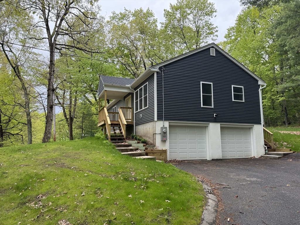 132 Kibbe Road East Longmeadow, MA 01028 - Photo 8 of 32 a view of backyard of house with green space