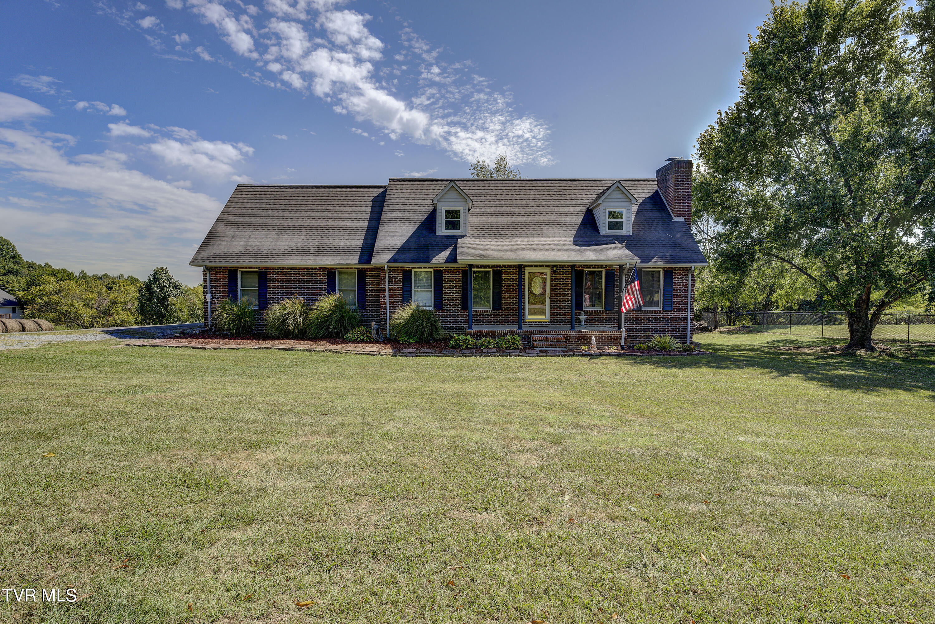 298 Frog Level Road Gray, TN 37615 - Photo 1 of 70 Frog-59