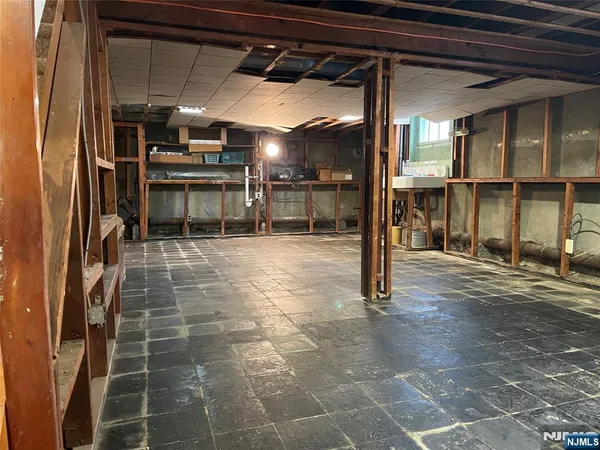 $699,000 | 529 Fern Avenue, Lyndhurst, NJ 07071