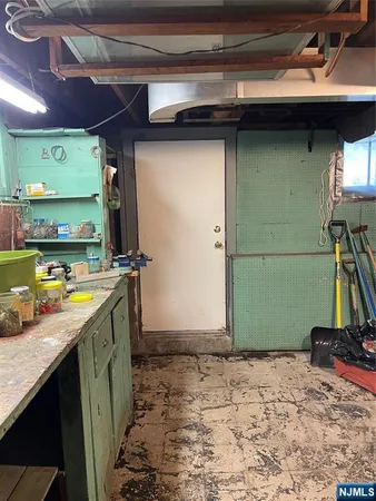 $699,000 | 529 Fern Avenue, Lyndhurst, NJ 07071