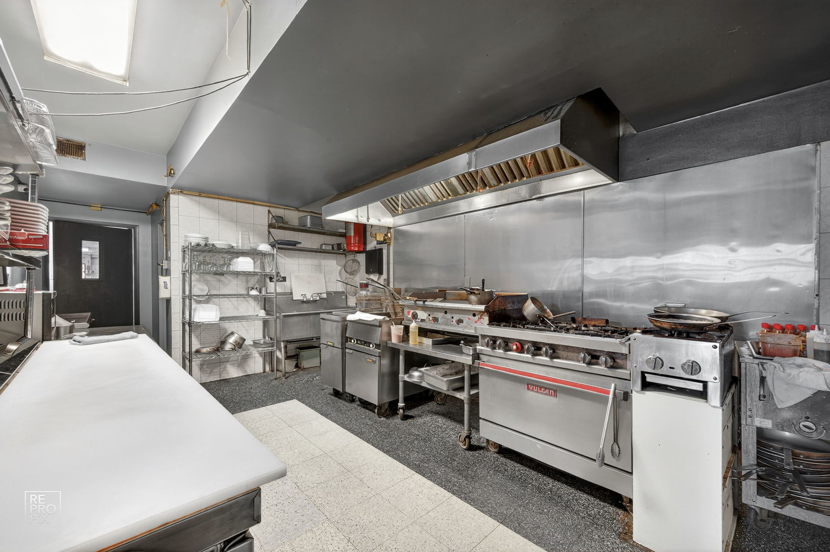 5960 South Archer Avenue Chicago, IL 60638 - Photo 13 of 25