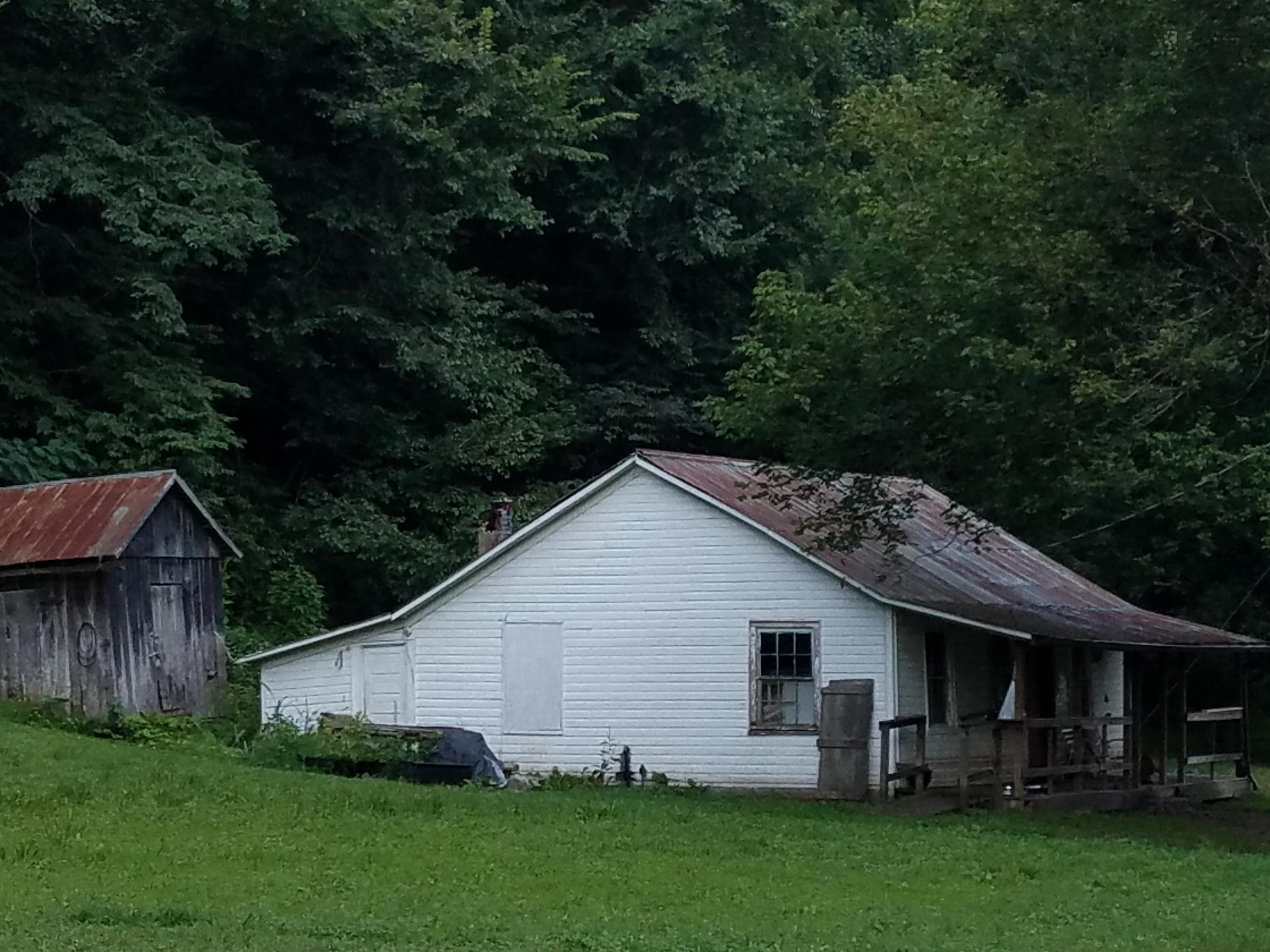 417 Davis Chapel Road Kyles Ford, TN 37765 - Photo 6 of 28 20170820_181721