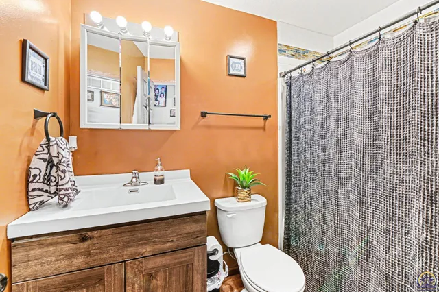 $249,000 | 101 Crystal Springs Road, Emmett, KS 66422