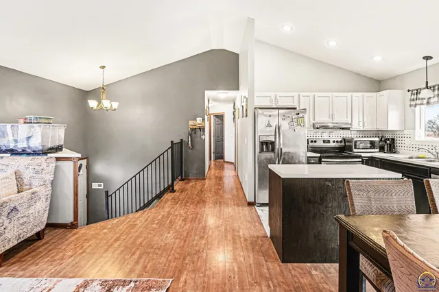 $249,000 | 101 Crystal Springs Road, Emmett, KS 66422