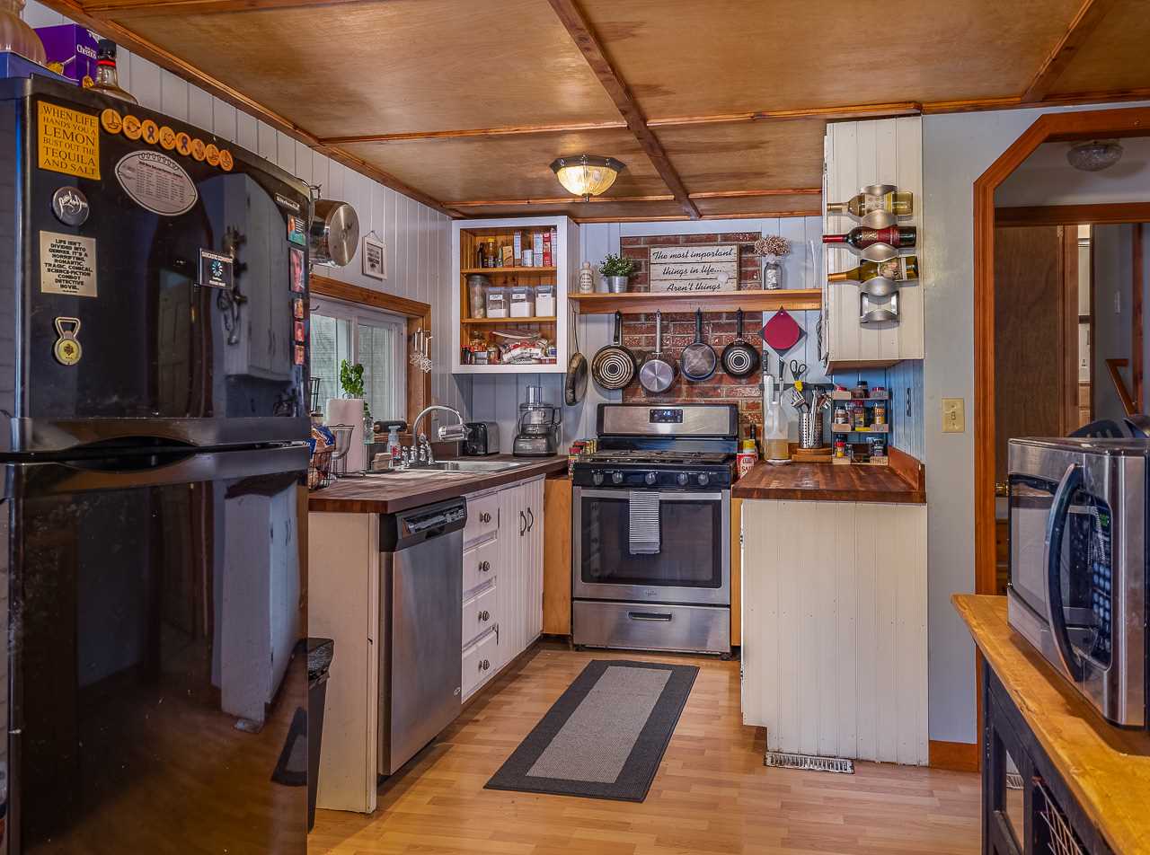 51 Keefe Road Barrington, NH 03825 - Photo 8 of 23
