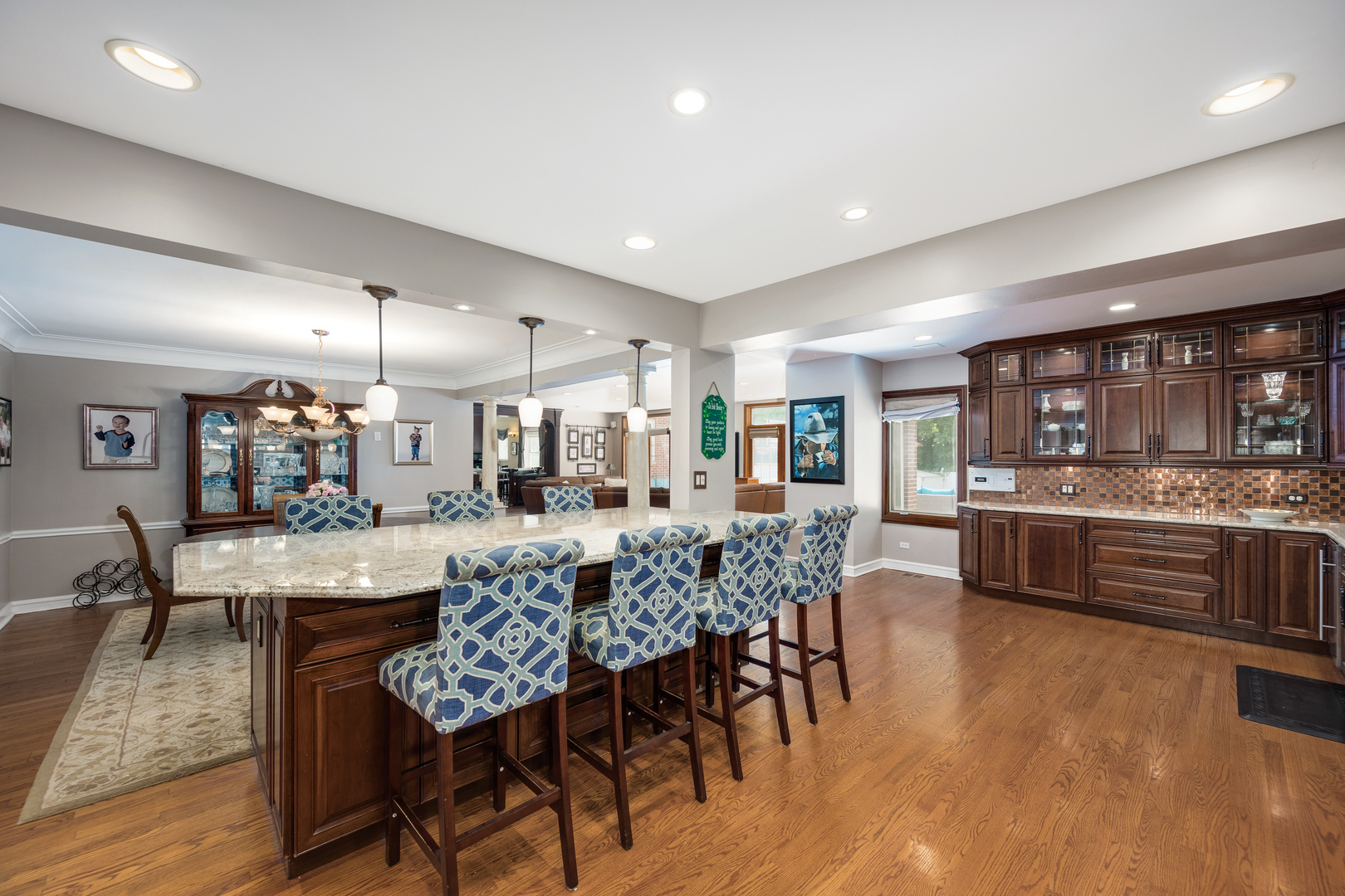 2851 West Rascher Avenue Chicago, IL 60625 - Photo 19 of 98 a large kitchen with a table and chairs