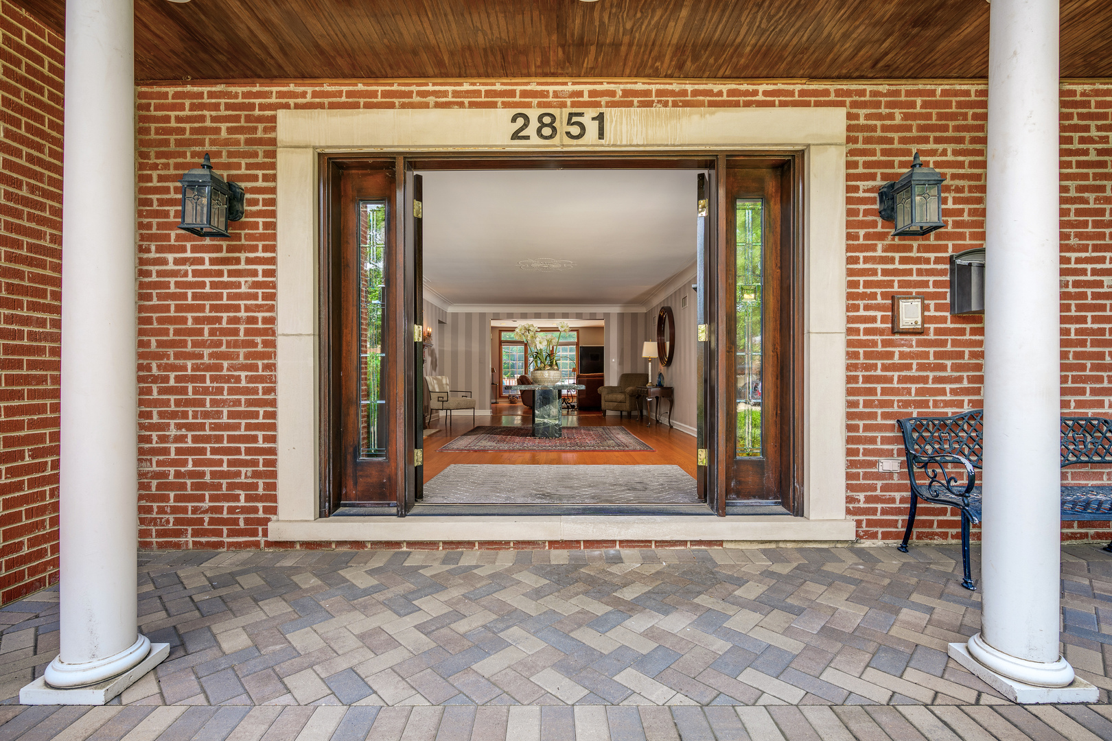 2851 West Rascher Avenue Chicago, IL 60625 - Photo 4 of 98