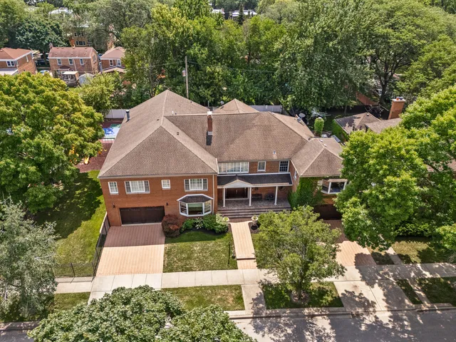 $2,900,000 | 2851 West Rascher Avenue, Chicago, IL 60625