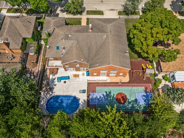 $2,900,000 | 2851 West Rascher Avenue, Chicago, IL 60625