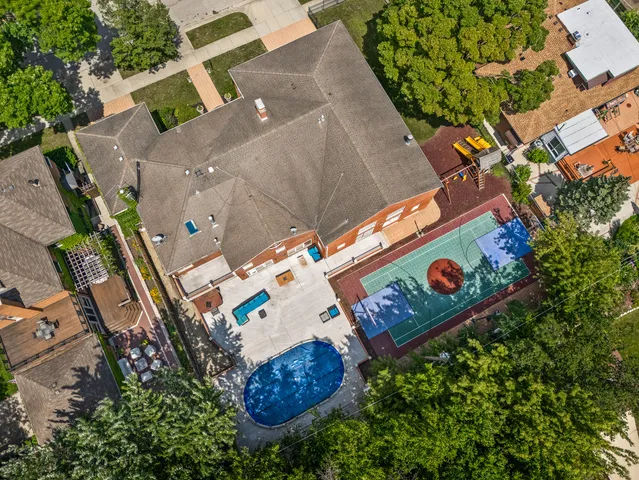 $2,900,000 | 2851 West Rascher Avenue, Chicago, IL 60625