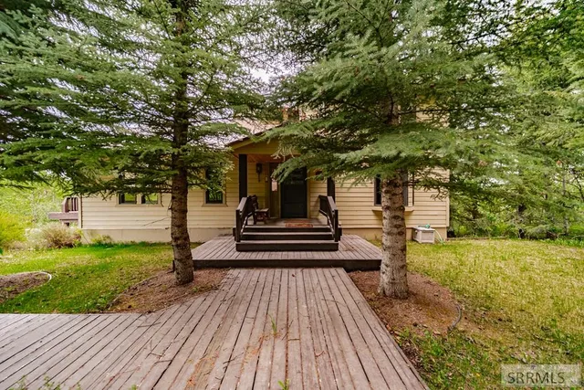 $1,497,000 | 1528 Highway 47, Ashton, ID 83420