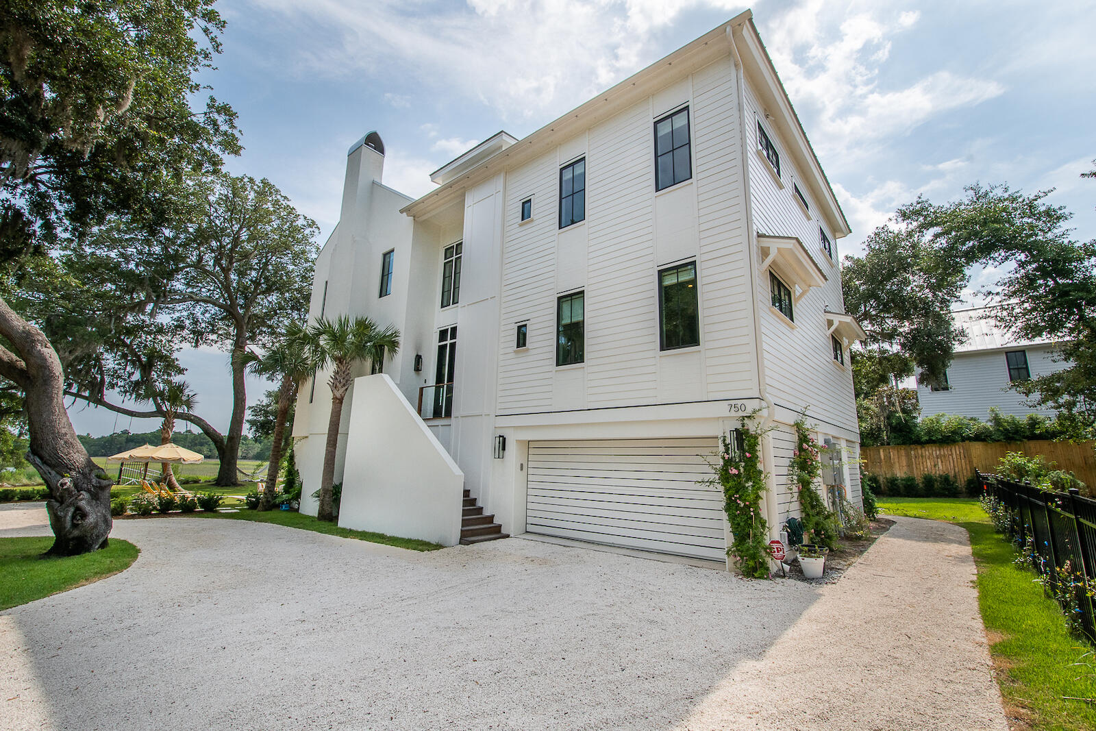 750 3rd Street Mount Pleasant, SC 29464 - Photo 3 of 58 750-3rd-3