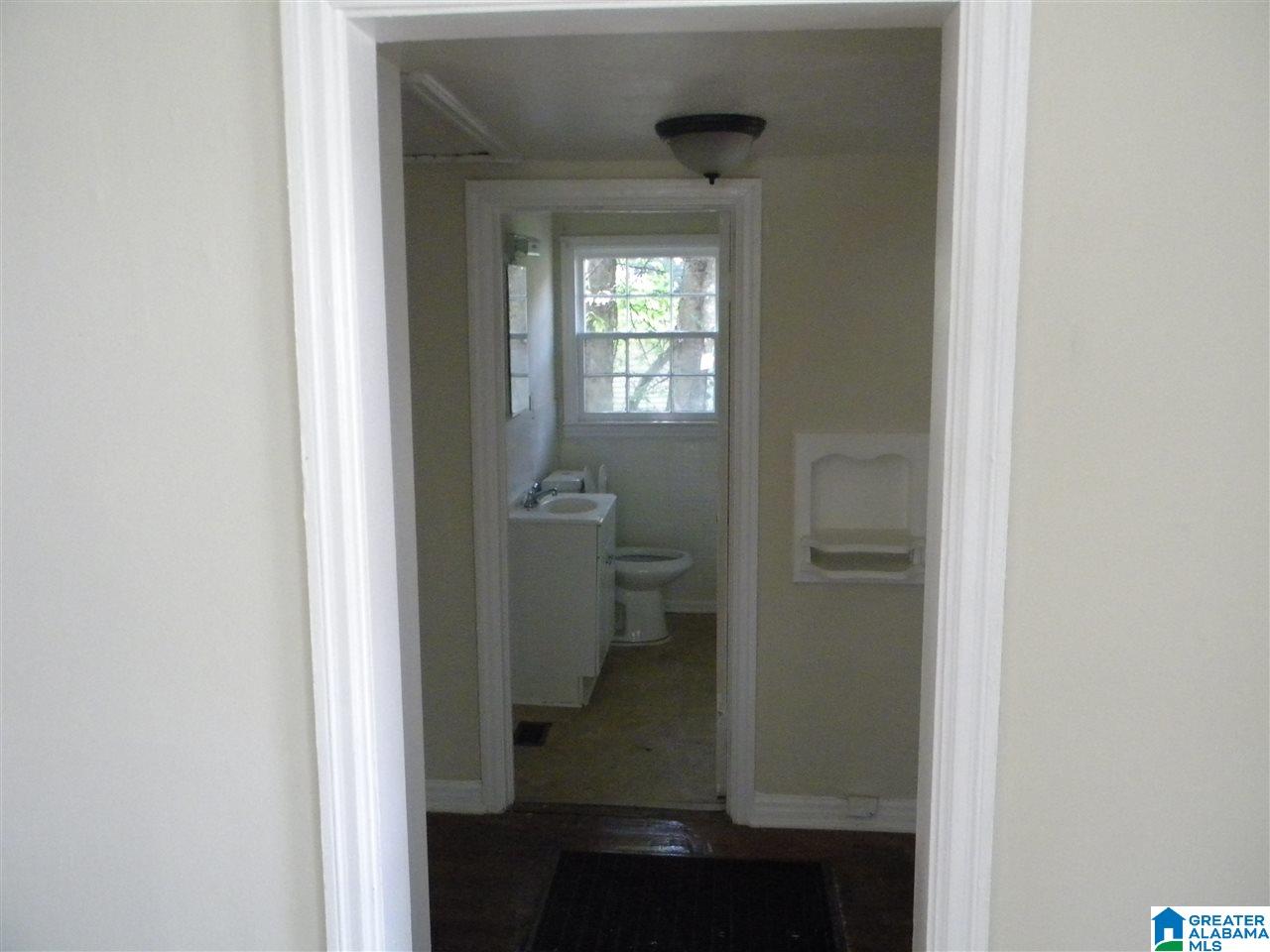 1635 34th Street Southwest Birmingham, AL 35208 - Photo 7 of 12