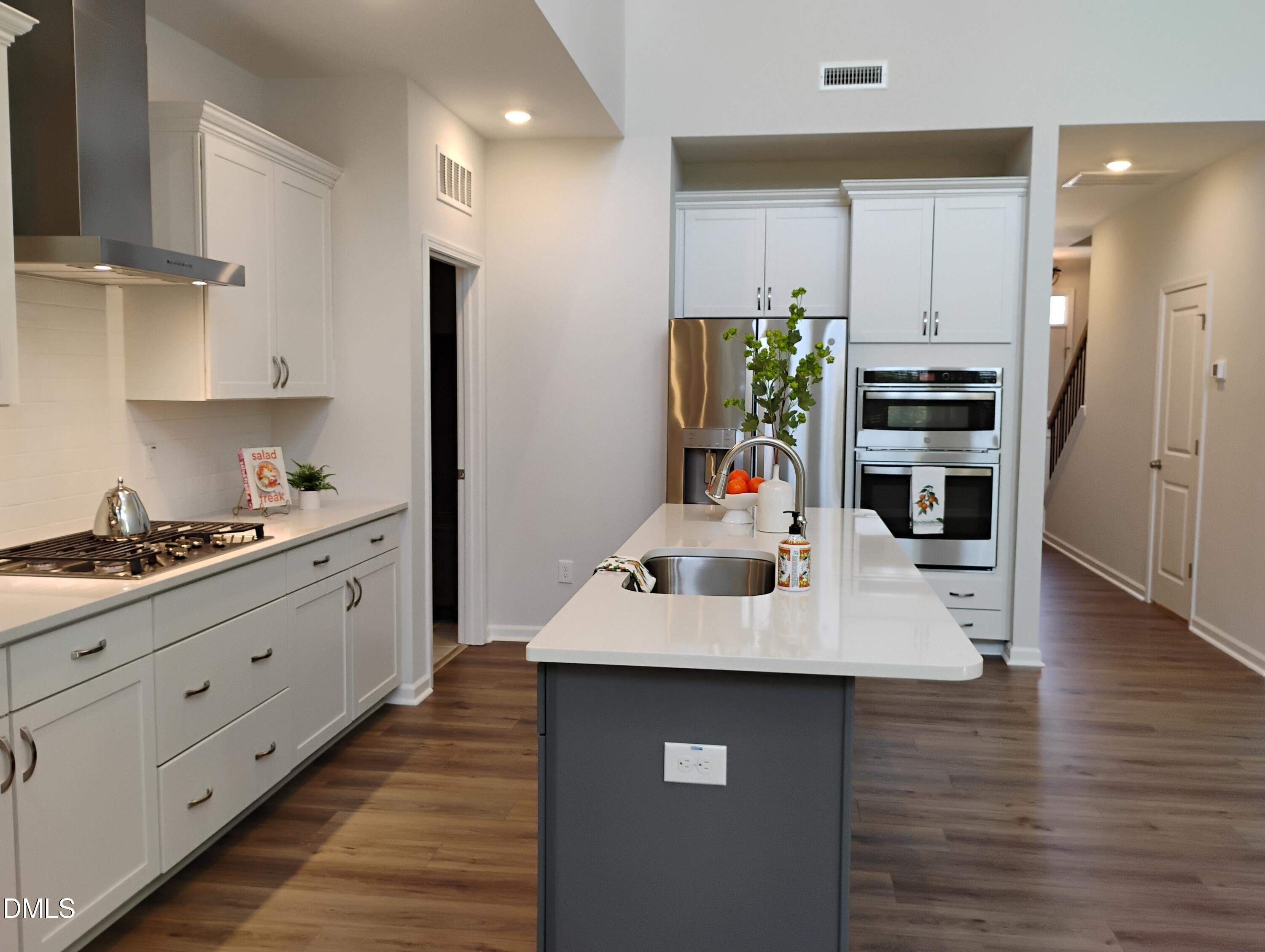 1124 Bell Heather Road Durham, NC 27703 - Photo 8 of 57