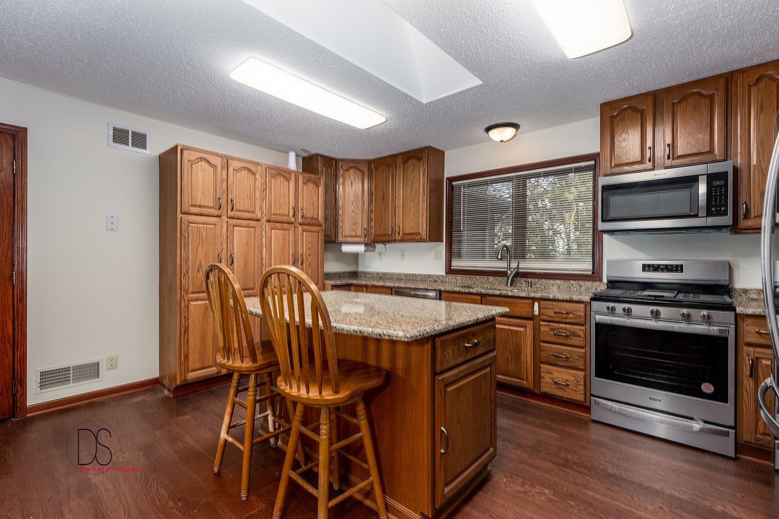 2531 Circle Road Marseilles, IL 61341 - Photo 9 of 41