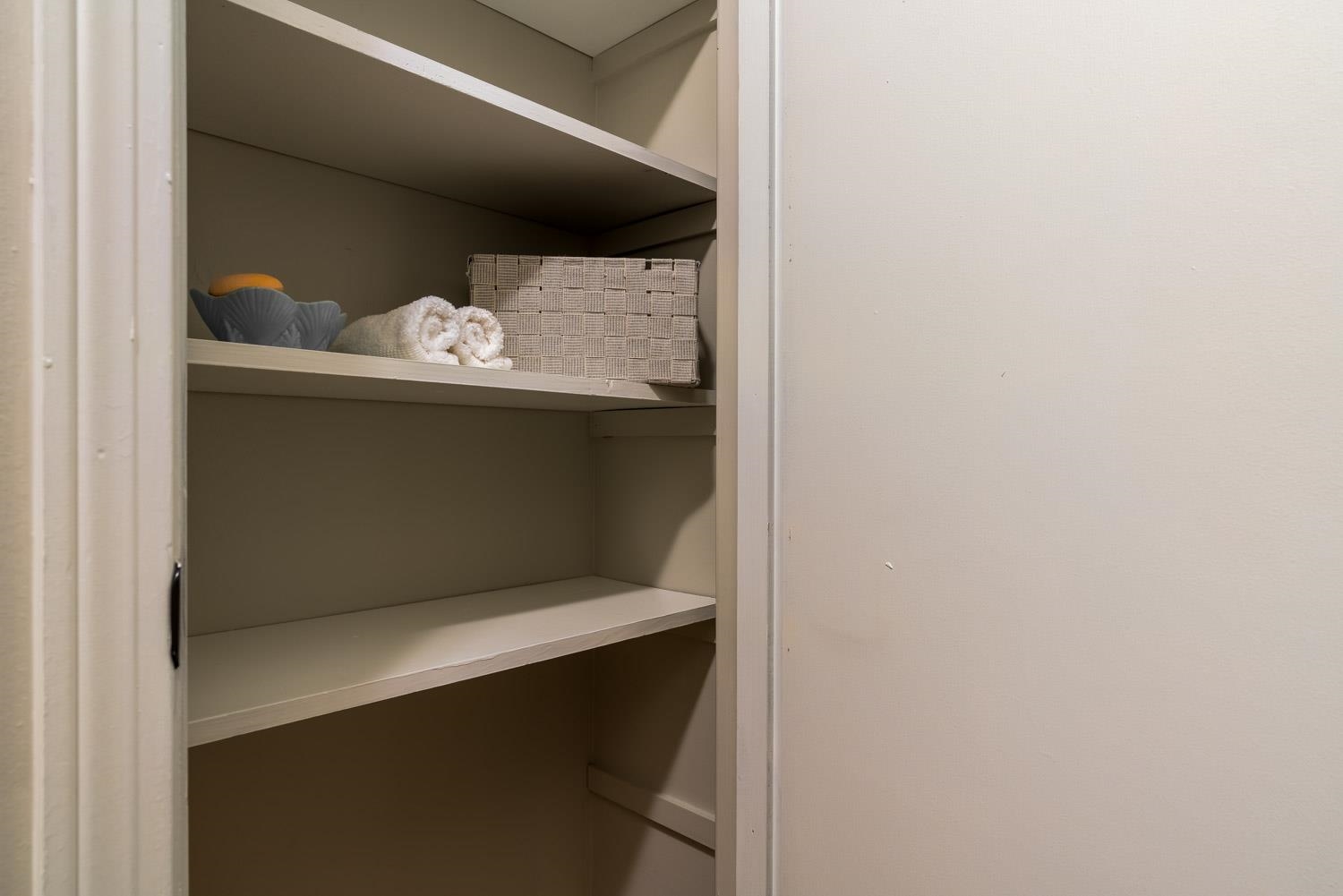 1854 Cherry Road Memphis, TN 38117 - Photo 15 of 25 a view of wooden cabinets