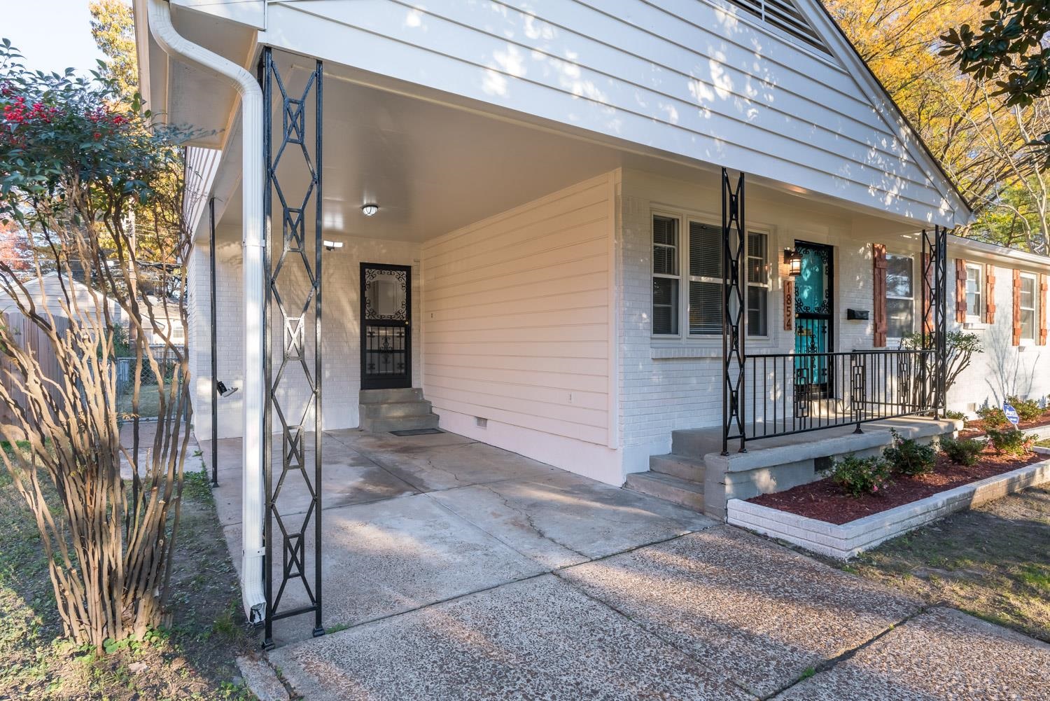 1854 Cherry Road Memphis, TN 38117 - Photo 3 of 25 a view of a house with a patio