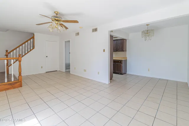 $122,000 | 200 Lodge Drive, Unit 102, Lafayette, LA 70506