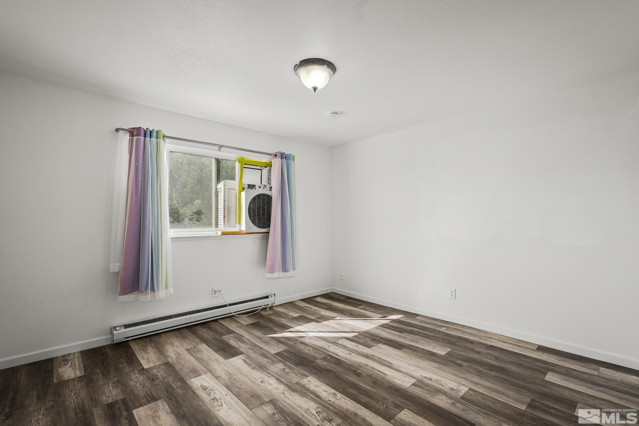 1685 Alamo Street Reno, NV 89503 - Photo 10 of 18 a view of empty room with window