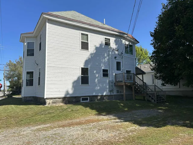 $199,500 | 26 Central Street, Millinocket, ME 04462