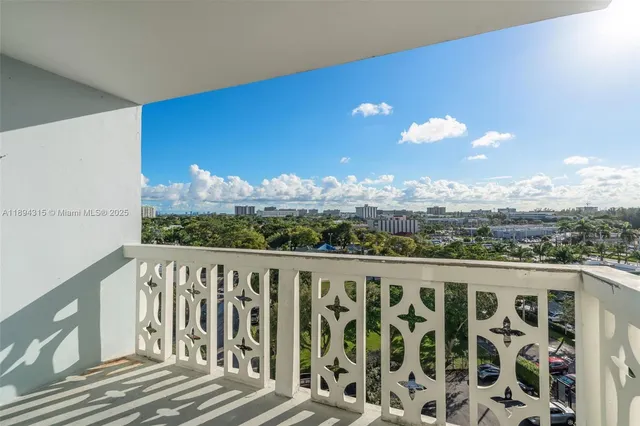 $196,500 | 13155 Ixora Court, Unit 804, North Miami, FL 33181