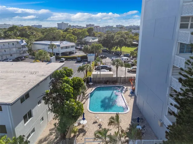 $196,500 | 13155 Ixora Court, Unit 804, North Miami, FL 33181