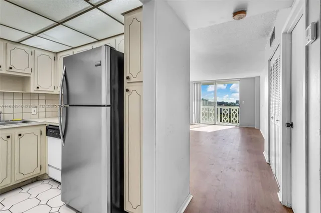 $196,500 | 13155 Ixora Court, Unit 804, North Miami, FL 33181