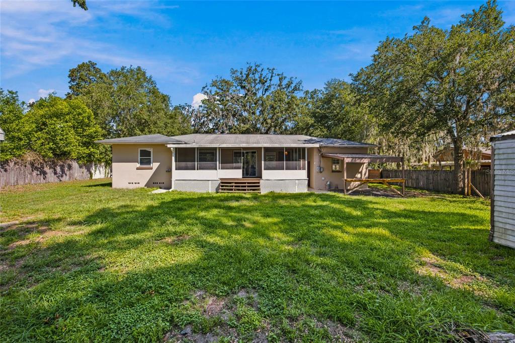 5762 Southeast Agnew Road Belleview, FL 34420 - Photo 9 of 45 Gallery Image 9