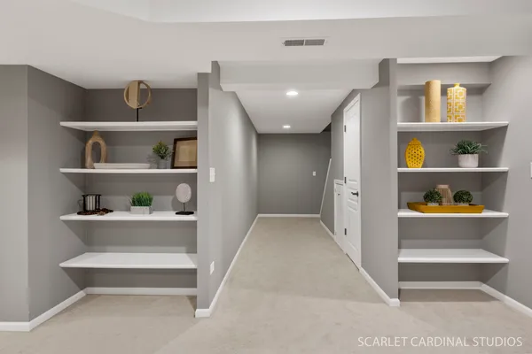 $420,000 | 2826 Peachtree Circle, Aurora, IL 60502